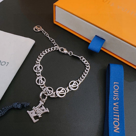 LV【関税負担なし】ブレスレット、ファッションシンプルなスタイル 241015