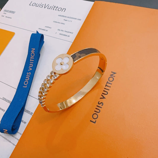 LV【関税負担なし】ブレスレット、ファッションシンプルなスタイル 241015
