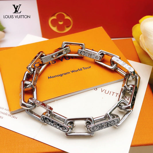 LV【関税負担なし】ブレスレット、ファッションシンプルなスタイル   241015