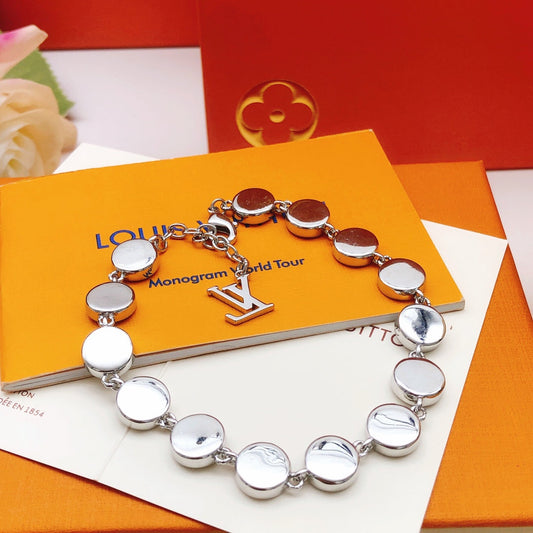 LV【関税負担なし】ブレスレット、ファッションシンプルなスタイル   241015